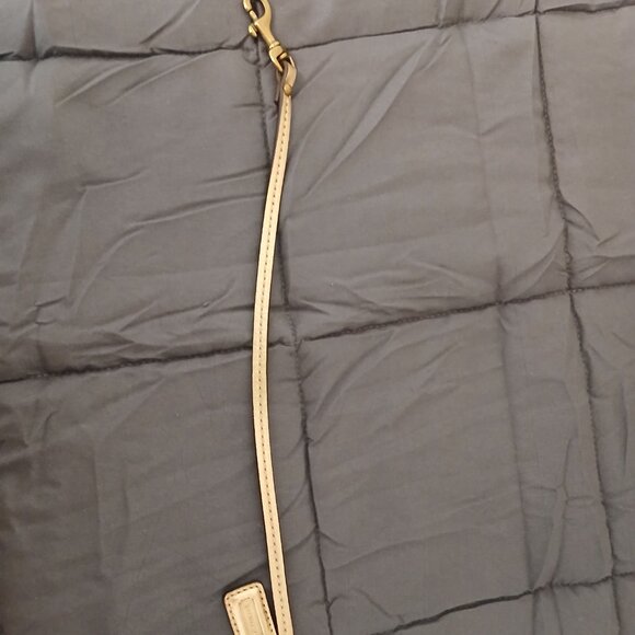 Coach Wristlet in Gold Signature trimmed with Gold Leather and Studs - Picture 7 of 8